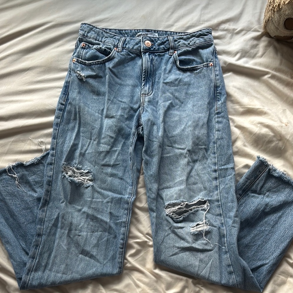 Garage “Slouchy” Jeans